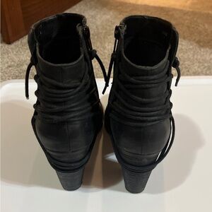 Steve Madden Black Boots sz 9
